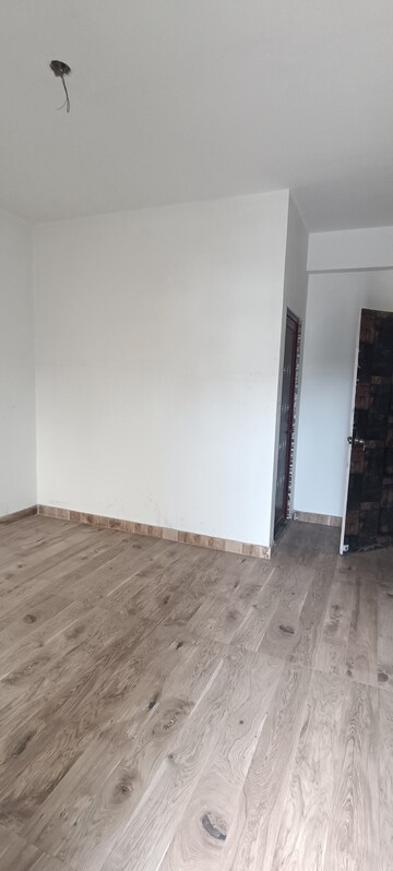 Room in 2 BHK Apartment at Kaikhali – for Sale