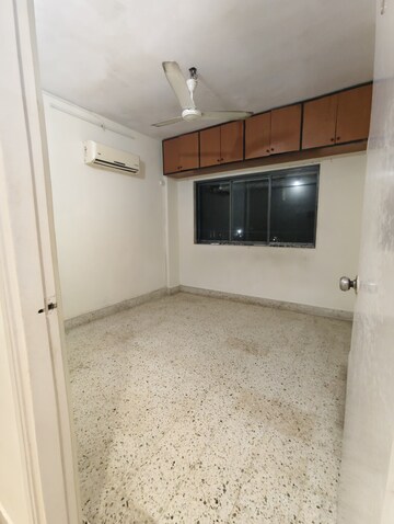 2 BHK Apartment For Sale in Malad West