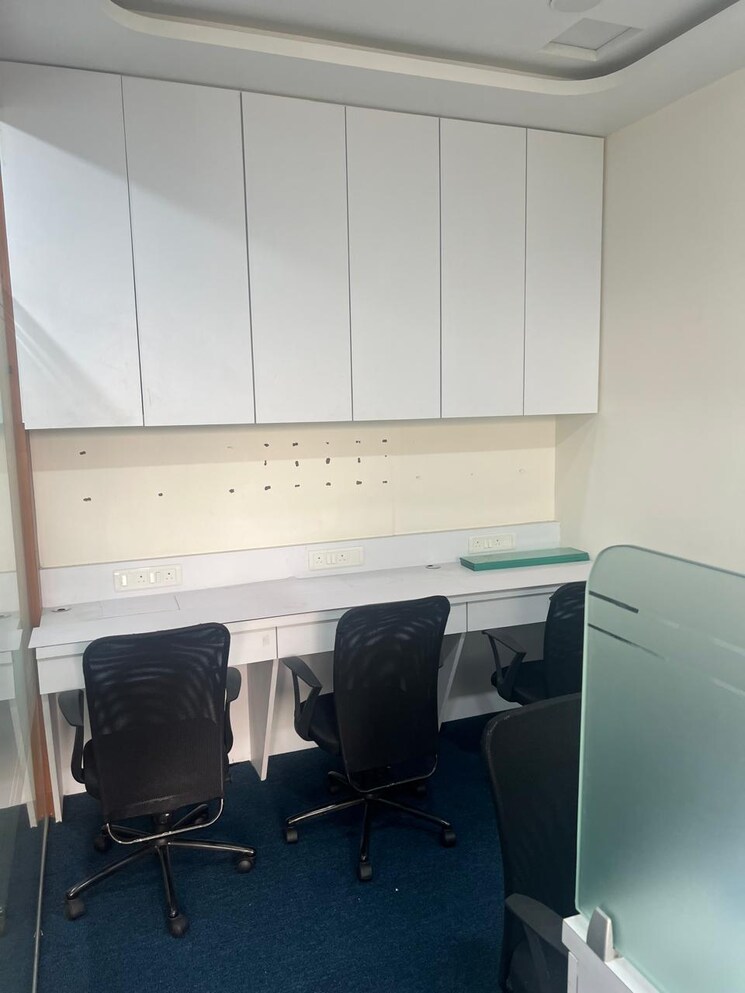 Team Area, akshar-business-park Commercial Office Space 904 Sq.Ft. In Vashi Sector 19f Navi Mumbai 9559498