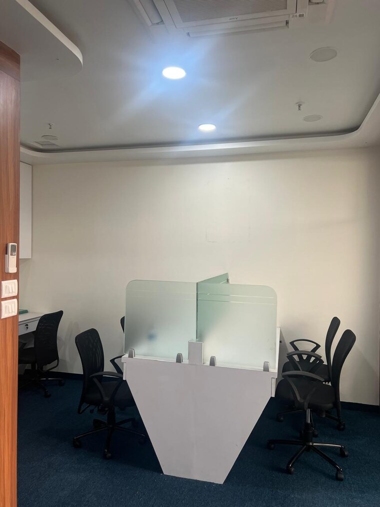 Team Area, akshar-business-park Commercial Office Space 904 Sq.Ft. In Vashi Sector 19f Navi Mumbai 9559498