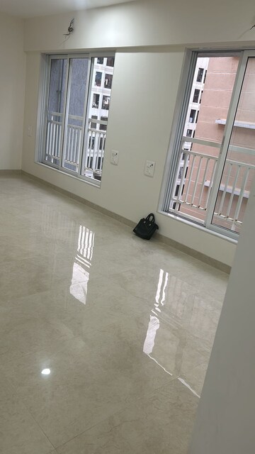 Furnished Amenities in 2 BHK Apartment at Chandiwala Pearl Regency, Andheri West – for Rent