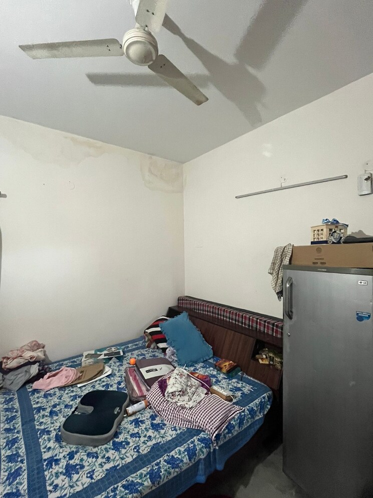 Bedroom, sector 16 1.5 Bedroom 900 Sq.Ft. Independent House In Sector 16 Panchkula 9559516