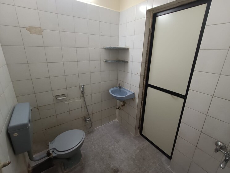 Bathroom, sector 7 kopar khairane Pg For Boys In Sector 7 Kopar Khairane 9559533