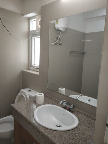 Bathroom in 2.5 BHK Apartment at M3M Heights, Sector 65 – for Rent