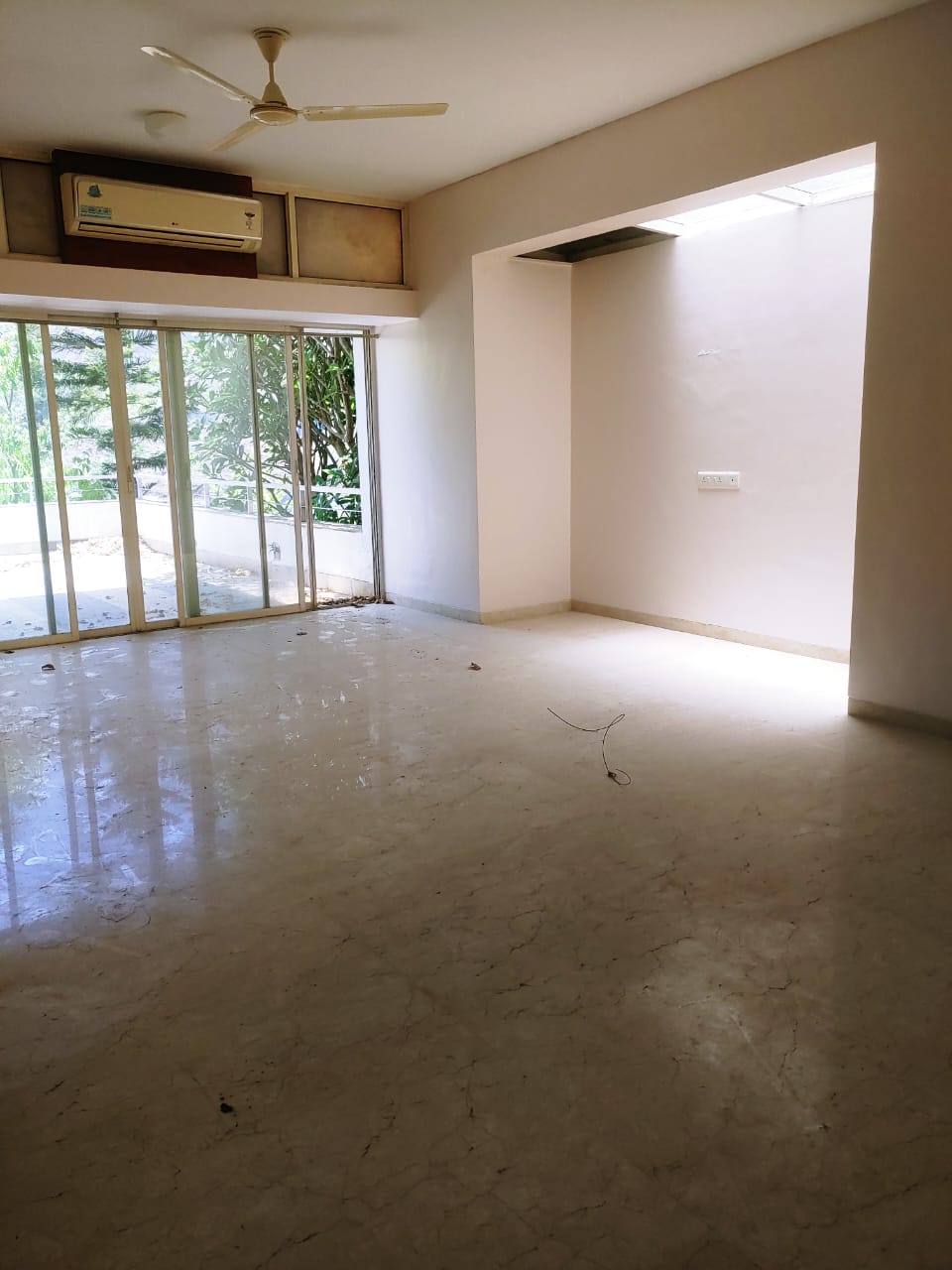 3 BHK + Servant Room 1500 Sq.Ft. Apartment in Rohan Madhuban