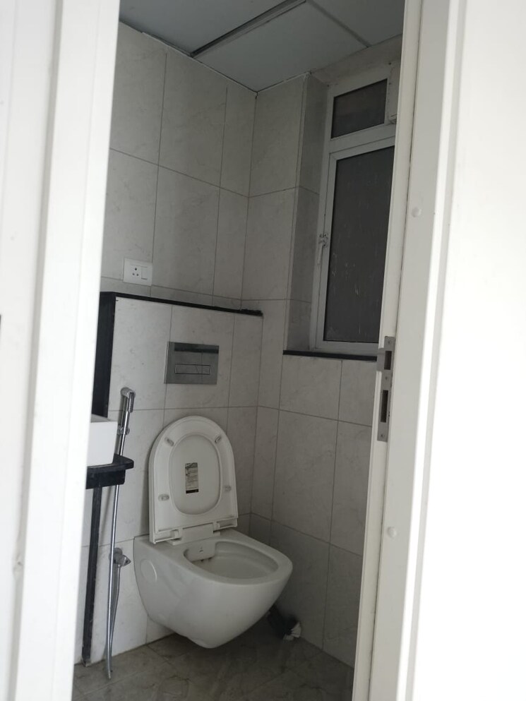 Bathroom, godrej-hillside 1 Bedroom 462 Sq.Ft. Apartment In Mahalunge Pune 9559600