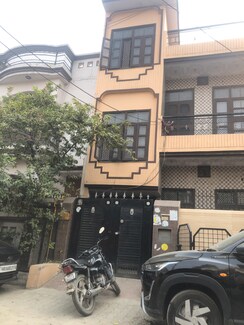 4 BHK Independent House For Sale in sector 11