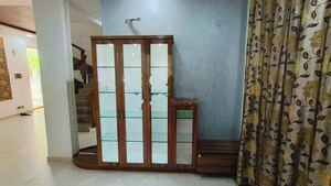 Room in 4 BHK Apartment at Babukhan Lakefront, Kokapet – for Rent