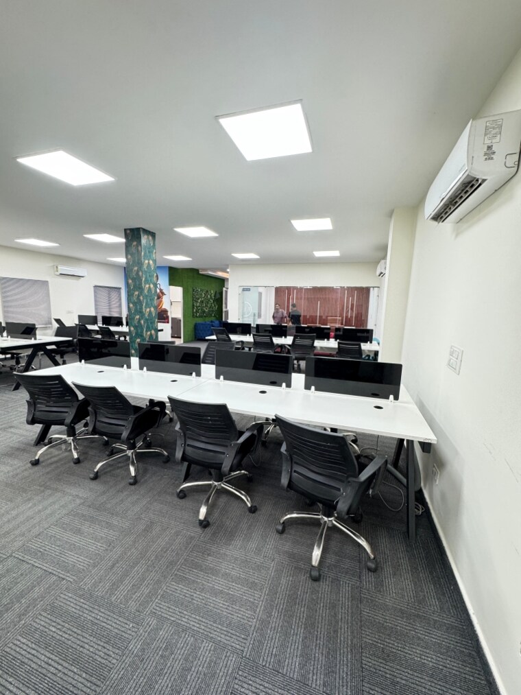 Team Area, sector 74 Commercial Office Space 2000 Sq.Ft. In Sector 74 Mohali 9559721