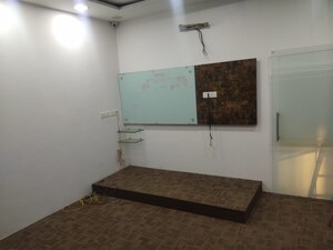 Room in  Office Space at Iscon Elegance, Prahlad Nagar – for Rent