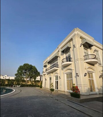 3 BHK Apartment – Exterior View View at Gomti Nagar - for Rent