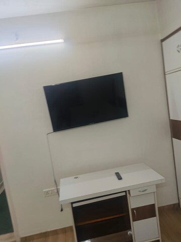 Furnished Amenities in 3 BHK Apartment at Hiranandani Tribeca, Ghodbunder Road – for Rent