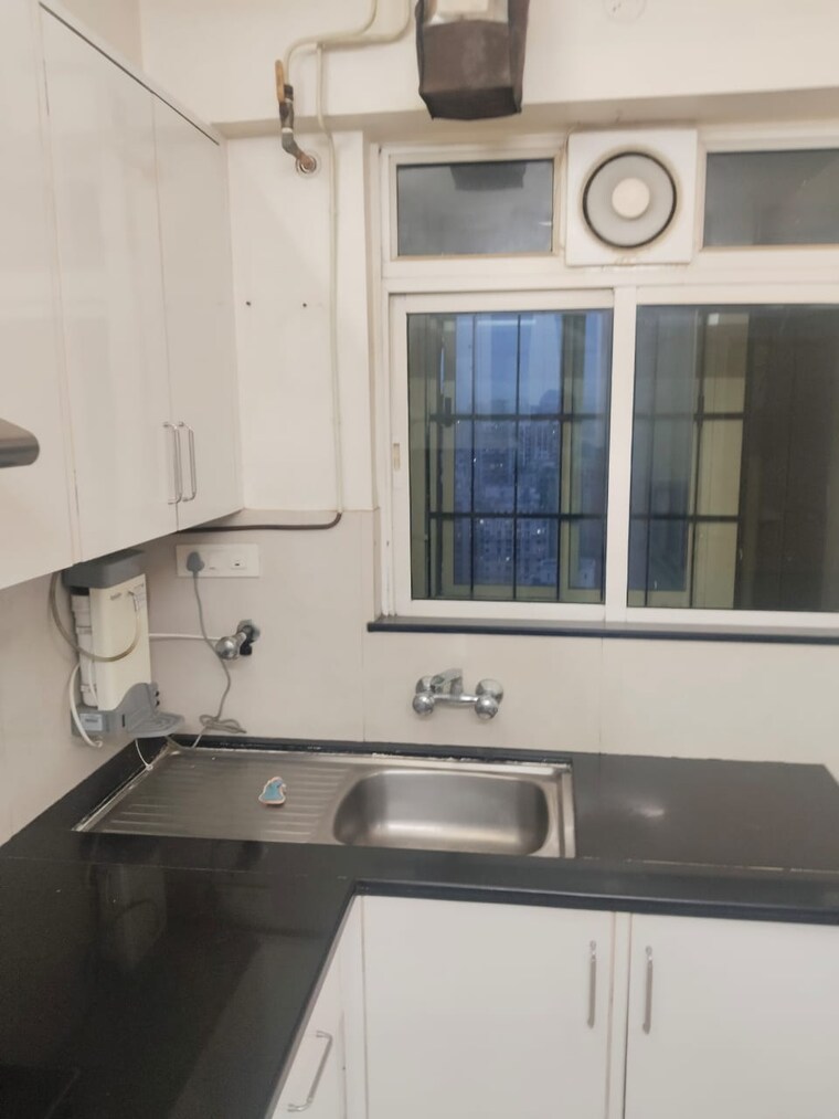 Kitchen, hiranandani-tribeca 3 Bedroom 950 Sq.Ft. Apartment In Ghodbunder Road Thane 9559710