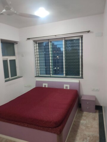 Room in 3 BHK Apartment at Hiranandani Tribeca, Ghodbunder Road – for Rent