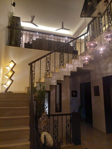 3 BHK Builder Floor – Exterior View View at DLF Green Avenue, Dlf Phase iv - for Rent