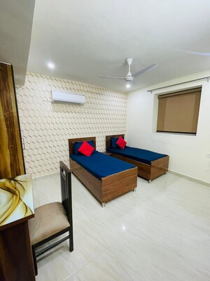  Pg For Rent in Sector 52