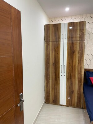 Furnished Amenities in  Pg at Sector 52 – for Rent