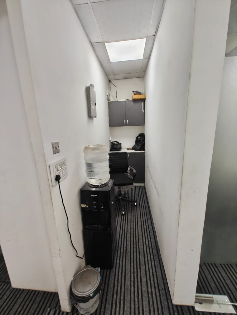 undefined, sector 63 Commercial Office Space 1500 Sq.Ft. In Sector 63 Noida 9559758