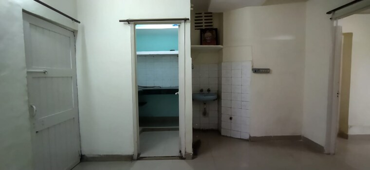 Room, sarita vihar 1 Bedroom 450 Sq.Ft. Apartment In Sarita Vihar Delhi 9559748