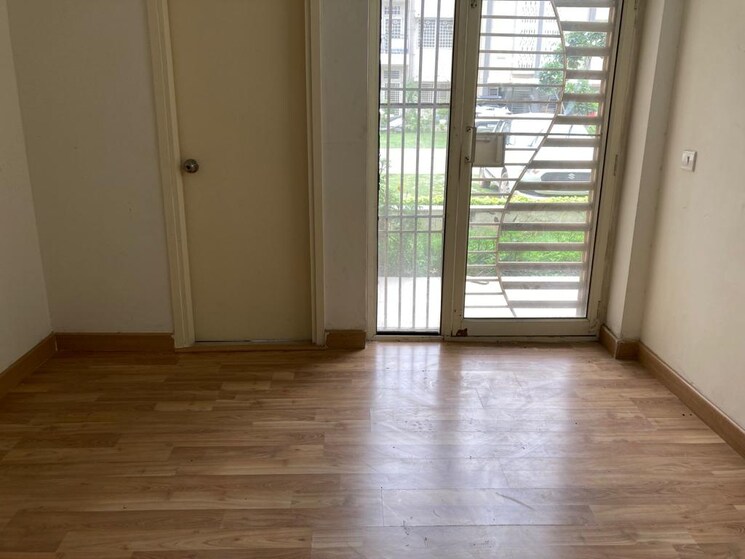 Room, lavender-floors 3 Bedroom 1080 Sq.Ft. Apartment In Sector 89 Faridabad 9559750