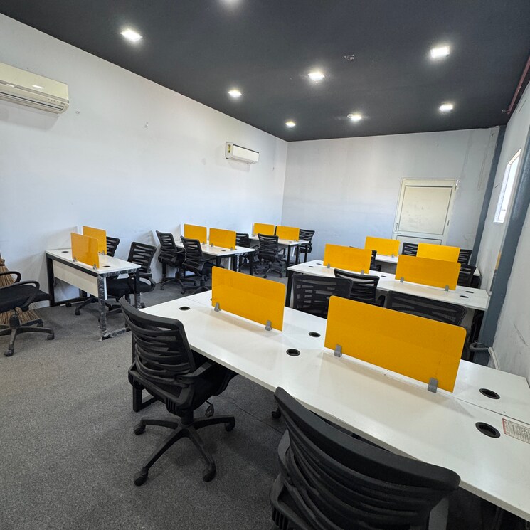 Team Area, sector 74 a Commercial Office Space in IT/SEZ 1300 Sq.Ft. In Sector 74 A Mohali 9559734