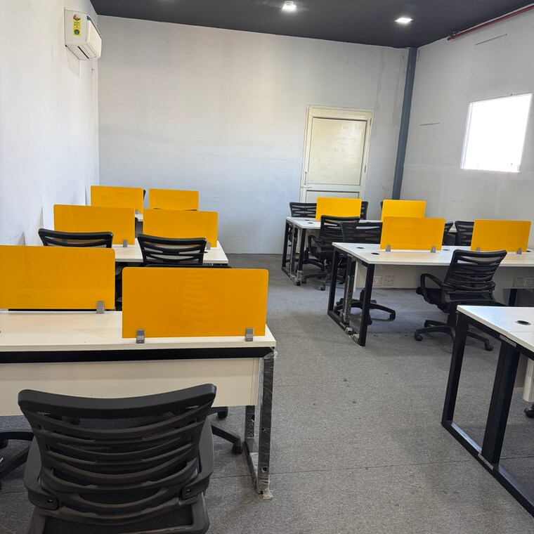 Team Area, sector 74 a Commercial Office Space in IT/SEZ 1300 Sq.Ft. In Sector 74 A Mohali 9559734