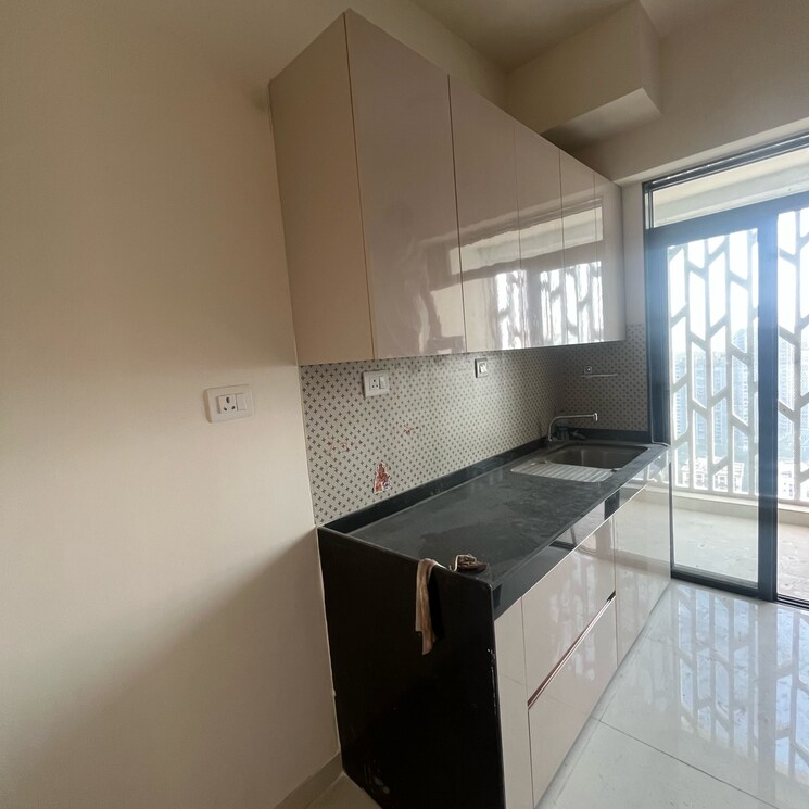 Kitchen, lodha-woods 3 Bedroom 1026 Sq.Ft. Apartment In Lokhandwala Mumbai 9559756