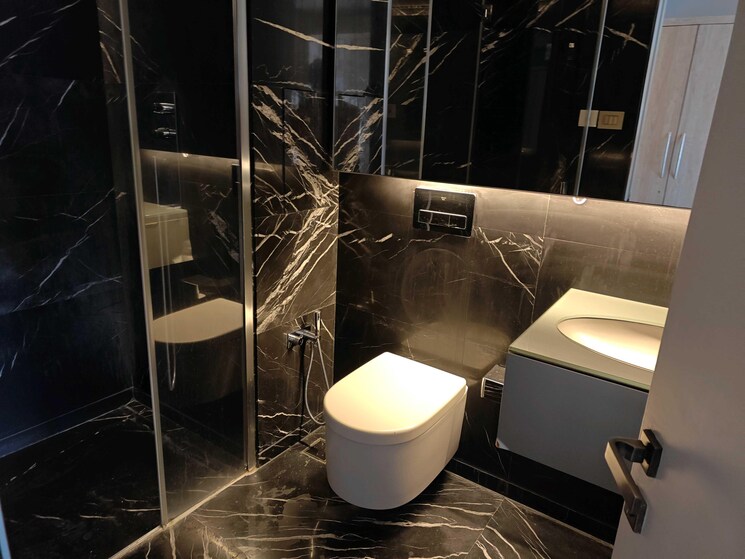 Bathroom, lodha-world-crest 3 Bedroom 1953 Sq.Ft. Apartment In Worli Mumbai 9559736