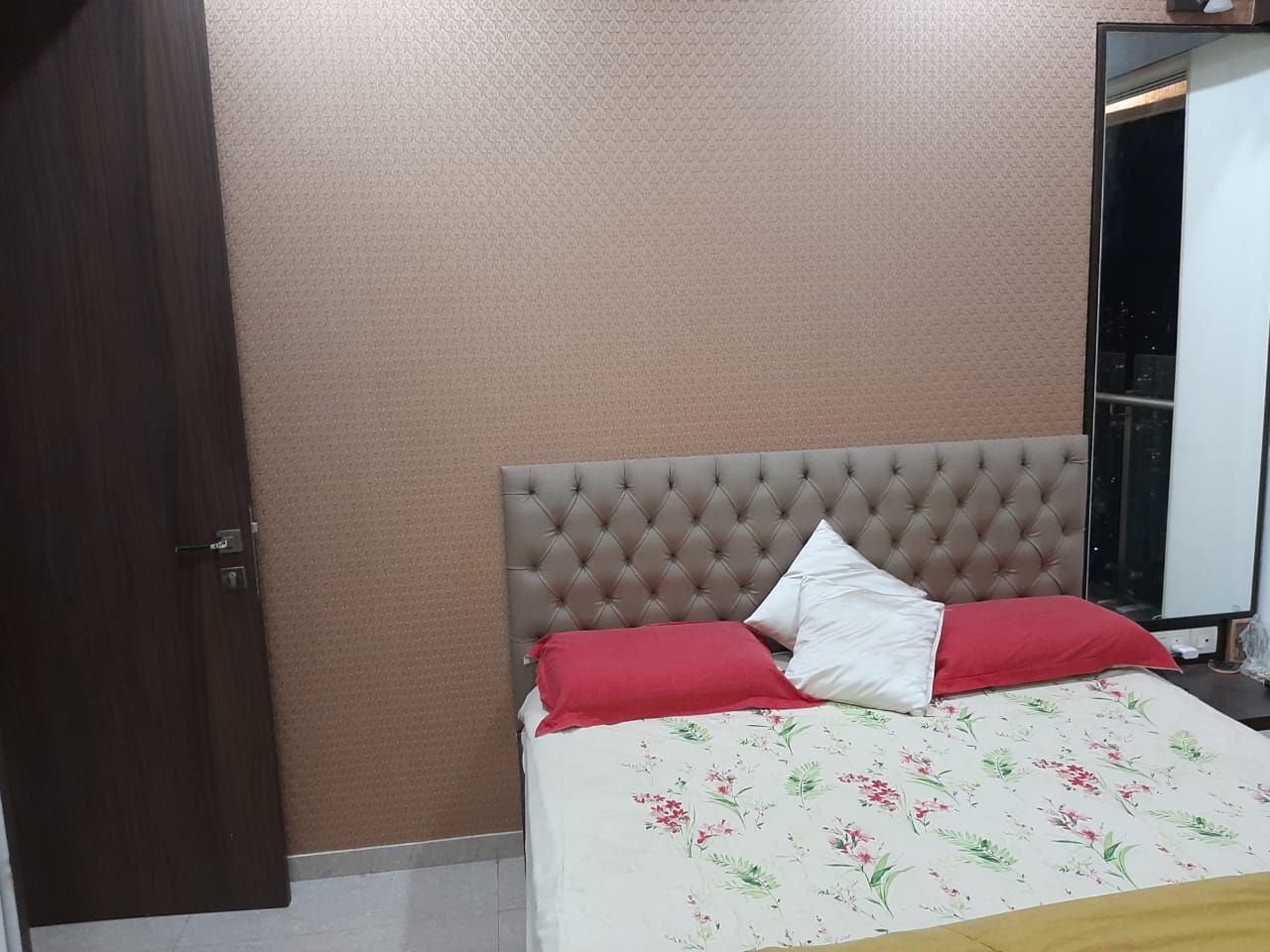 4 BHK + Pooja Room Apartment For Rent in JP Decks