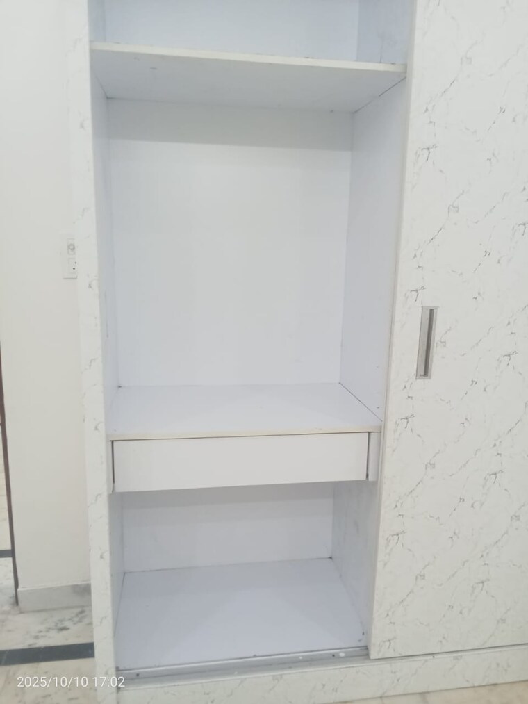 undefined, vasundhara-pride 1 RK 500 Sq.Ft. Builder Floor In Vasundhara Sector 16 Ghaziabad 9559772