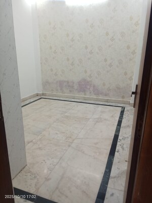 Room in 1 RK Builder Floor at Vasundhara Pride, Vasundhara Sector 16 – for Rent