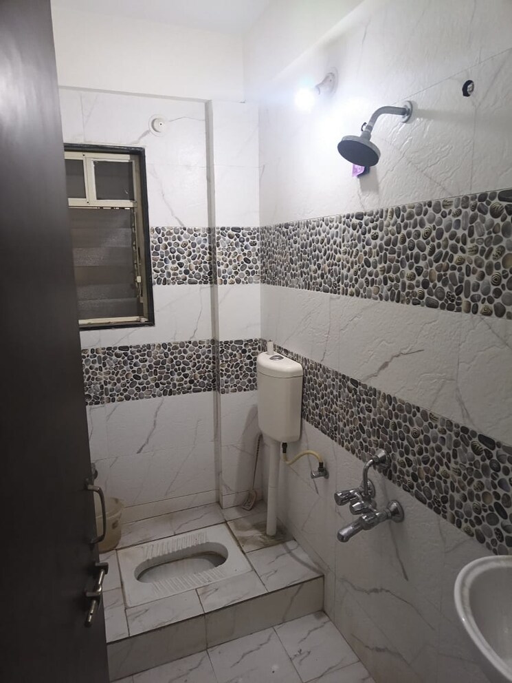 Bathroom, swamee-keys-woods 2 Bedroom 1106 Sq.Ft. Apartment In Wakad Pune 9559769