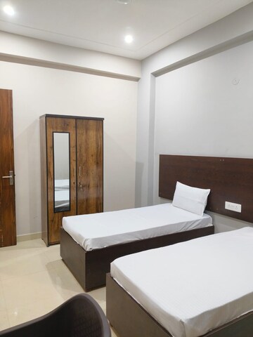 Room in  Pg at Mamura – for Rent