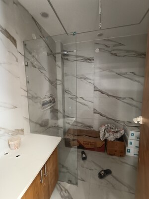 Attached Bathroom in 3 BHK Builder Floor at Sector 2 – for Rent