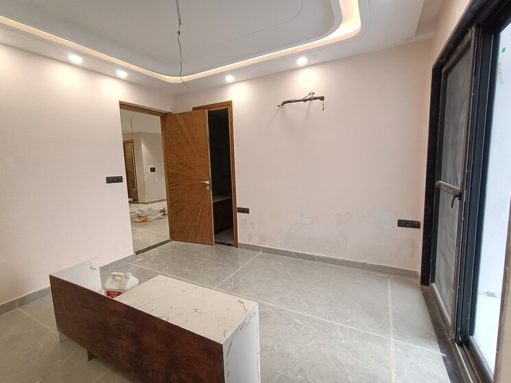 Room, sector 2 3 Bedroom 2250 Sq.Ft. Builder Floor In Sector 2 Faridabad 9559841