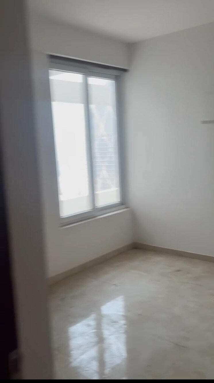 Room, omaxe-royal-residency-faridabad 3 Bedroom 1925 Sq.Ft. Apartment In Sector 79 Faridabad 9559851