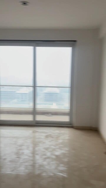 Room in 3 BHK Apartment at Omaxe Royal Residency Faridabad, Sector 79 – for Rent