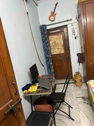 Living Room in 3 BHK Builder Floor at Vijay Nagar – for Rent