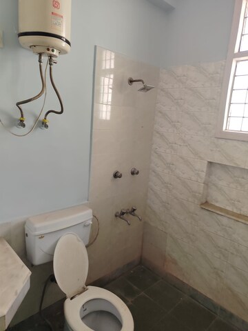 Bathroom in 3 BHK Builder Floor at Unitech Residency Greens, Sector 46 – for Rent