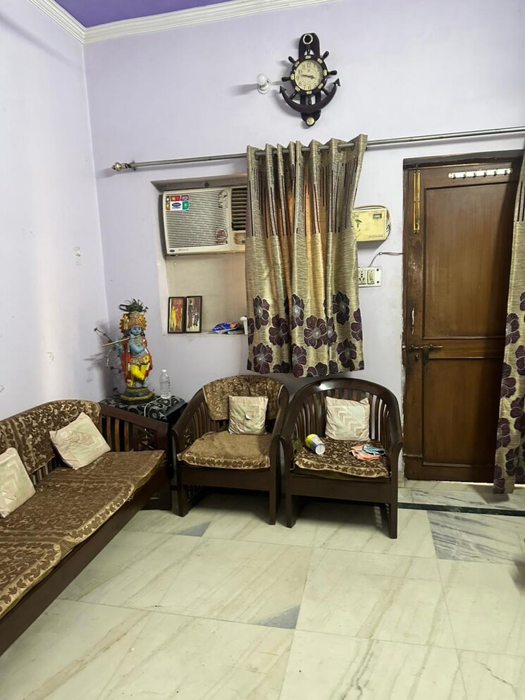 Living Room, nirman vihar 2 Bedroom 600 Sq.Ft. Builder Floor In Nirman Vihar Delhi 9559885