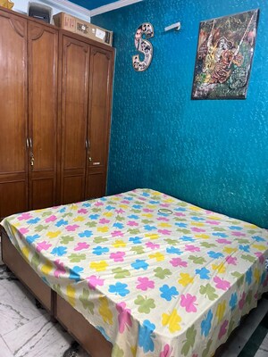 Bedroom in 2 BHK Builder Floor at Nirman Vihar – for Rent