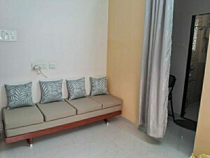 Bedroom in  Pg at Tembhi Naka – for Rent