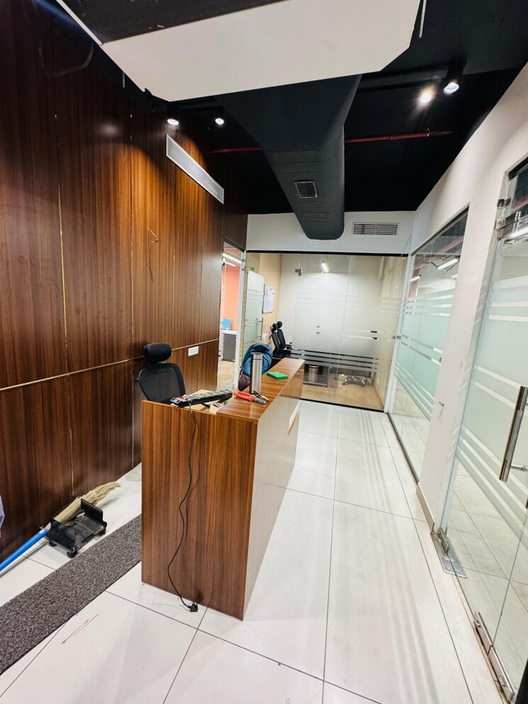 Team Area, sector 74 Commercial Office Space in IT/SEZ 1500 Sq.Ft. In Sector 74 Mohali 9559927