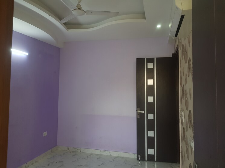Room, shri-ram-plaza-vaishali 2 Bedroom 1125 Sq.Ft. Builder Floor In Vaishali Sector 4 Ghaziabad 9559797