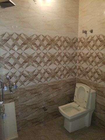 Bathroom in 2 BHK Builder Floor at Shri Ram Plaza Vaishali, Vaishali Sector 4 – for Sale