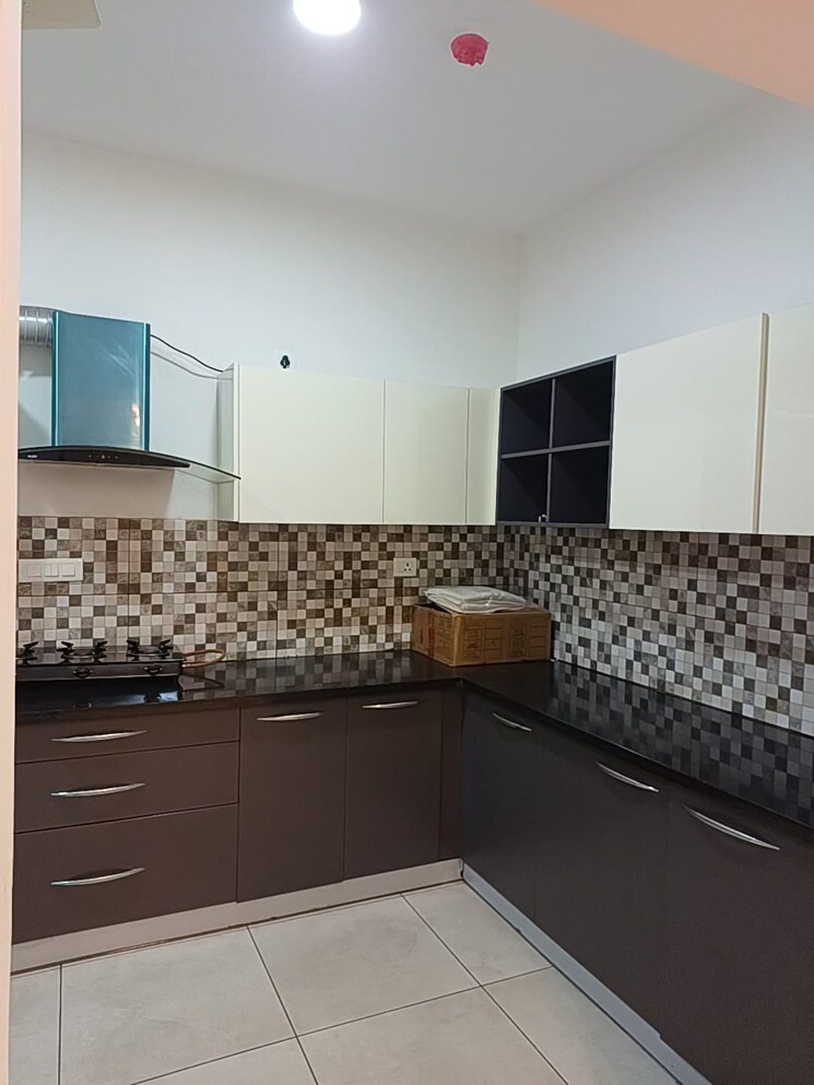 Kitchen, prestige-lakeside-habitat 3 Bedroom 1655 Sq.Ft. Apartment In Varthur Bangalore 9559934