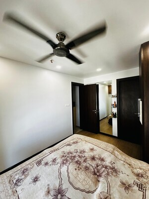 Bedroom in 2 BHK Apartment at Sheth Vasant Oasis, Andheri East – for Rent