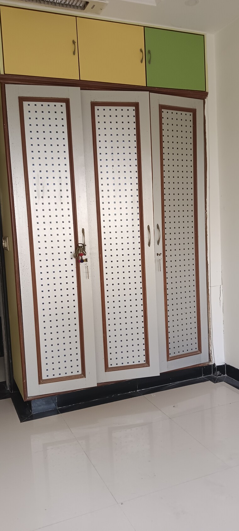 Bedroom, mangal-geeta-apartment 2 Bedroom 750 Sq.Ft. Apartment In Andheri West Mumbai 9559938