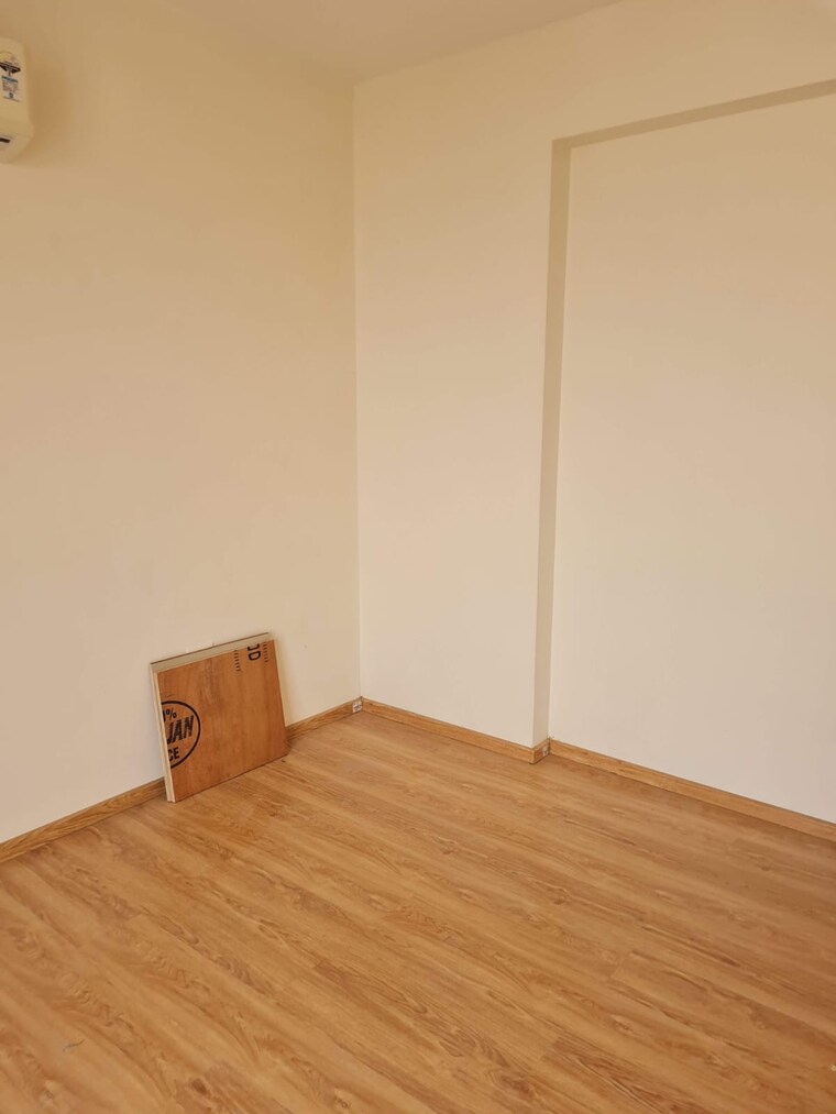 Room, anand-niketan-cghs 4 Bedroom 3100 Sq.Ft. Apartment In Sector 52 Gurgaon 9559942