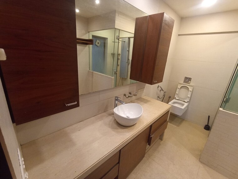 Bathroom, bandra west 3 Bedroom 1100 Sq.Ft. Apartment In Bandra West Mumbai 9559933